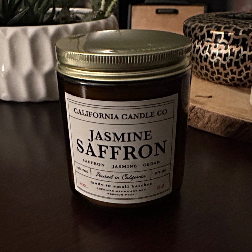 Jasmine Saffron Candle - Brown